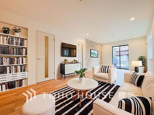 家族と過ごす時間を大切にしたい方にぴったりの明るくゆとりある住空間です（家具・家電・装飾品はCG画像）