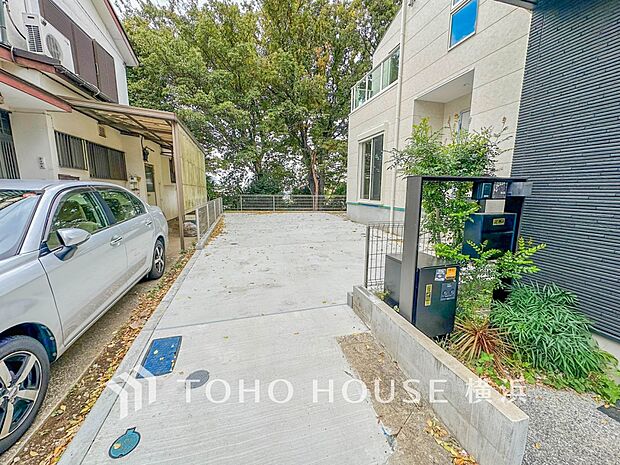 帰宅されるご家族や訪れる方を優しく迎え、安らぎに満ちた生活空間を予感させてくれます。