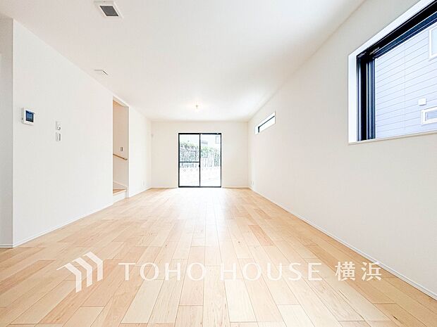 家族みんなが爽やかに健やかに過ごせるように、溢れる光をたっぷり取り込んだリビング。