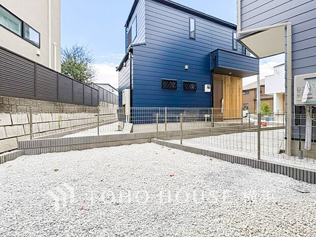 何気ない日常に彩りを加え、家族の笑顔が増えるお庭のある暮らし。 1号棟 