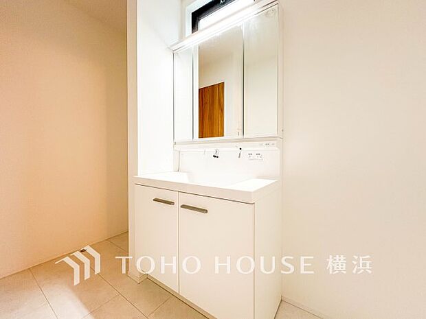 ご家族の1日が始まり、1日の終わりを締めくくる洗面空間。