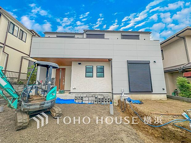 敷地内に駐車スペースがあると、日々の暮らしのをスムーズに運ぶ事が出来ます。