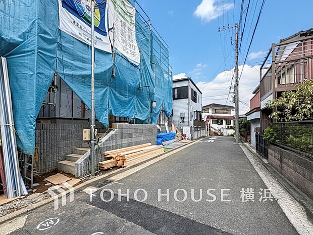 子育て環境、生活利便に優れた住環境に立地し、ゆとりある生活が送れます。（2025年10月撮影）