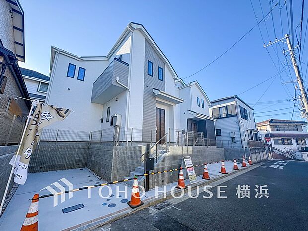 敷地内に駐車スペースがあると、日々の暮らしのをスムーズに運ぶ事が出来ます。