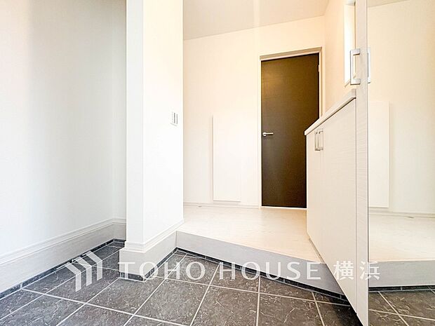 シューズインクローゼット完備でたくさんの靴をしっかり収納。