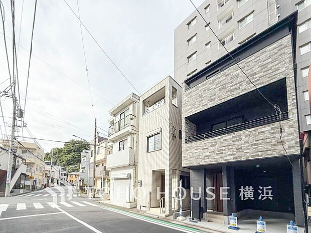 子育て環境、生活利便に優れた住環境に立地し、ゆとりある生活が送れます。