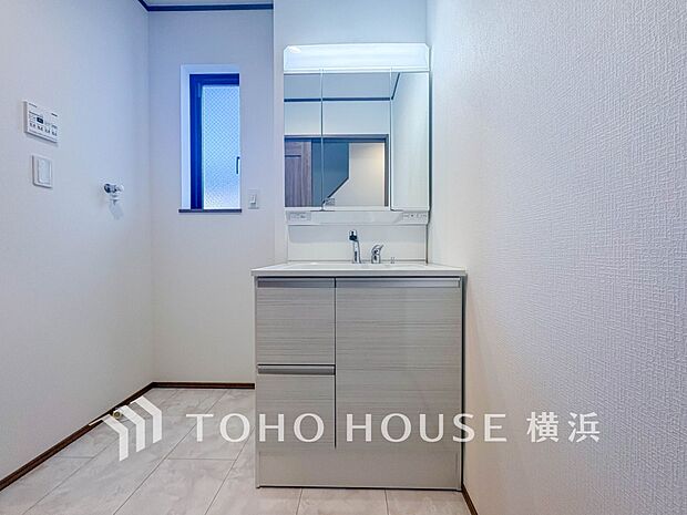 一日の始まりと終わりを心地よく演出してくれる、多彩な機能が備えられたパウダールーム。