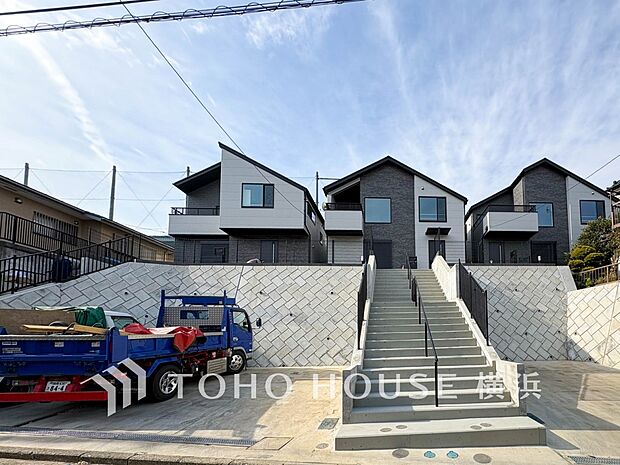 表現された空間は豊かな光と風を纏い、暮らしの時間を豊かにしてくれます。