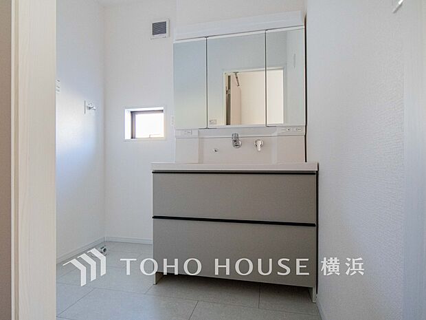 一日の始まりと終わりを心地よく演出してくれる、多彩な機能が備えられたパウダールーム。