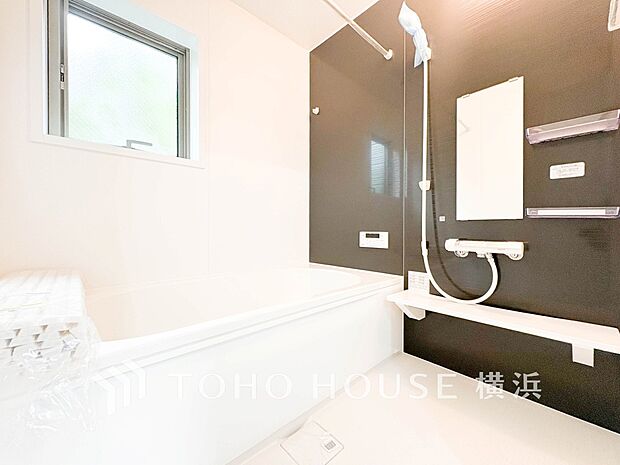 一日の疲れが癒される優雅な時間を堪能できるゆとりあるバスルームです。