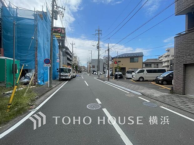 穏やかな住環境で子育てファミリーにもおすすめです。（2025年10月撮影）