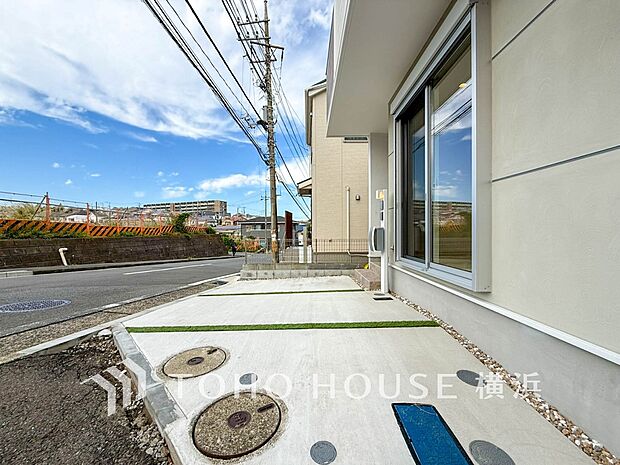 敷地内に駐車スペースがあると、日々の暮らしのをスムーズに運ぶ事が出来ます。