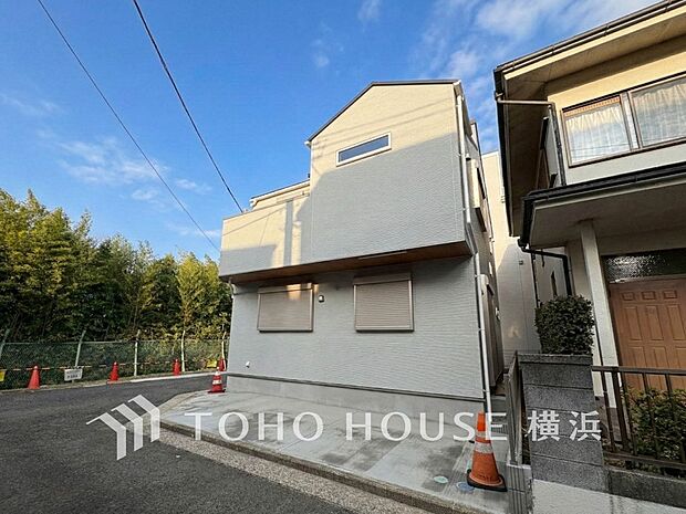 時間のゆとりと空間、爽やかな陽光がもたらす光と風を贅沢なまでに感じる暮らしが始まります。