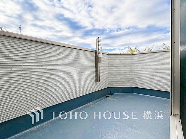 お部屋にも爽やかな風と暖かく柔らかな日差しが差し込み、毎日の暮らしを豊かに彩ります。