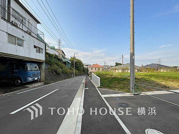 穏やかな住環境で子育てファミリーにもおすすめです。(2025年10月撮影)