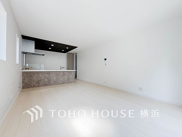 集いの場、憩いの場としての快適性を求めたやすらぎの空間です。