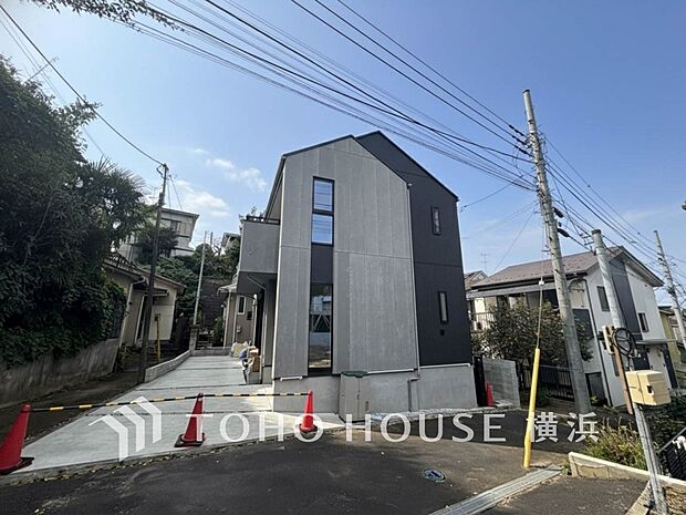 時間のゆとりと空間、爽やかな陽光がもたらす光と風を贅沢なまでに感じる暮らしが始まります。