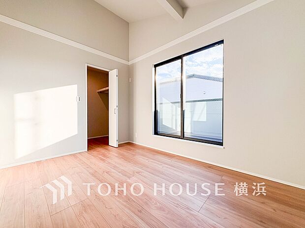 穏やかな寛ぎを届ける上質仕様のお部屋。自分時間を充実させながら心豊かにできるプライベート空間