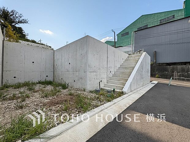 ここからご家族のかけがえのない想い出が作られることでしょう。（2025年10月撮影）