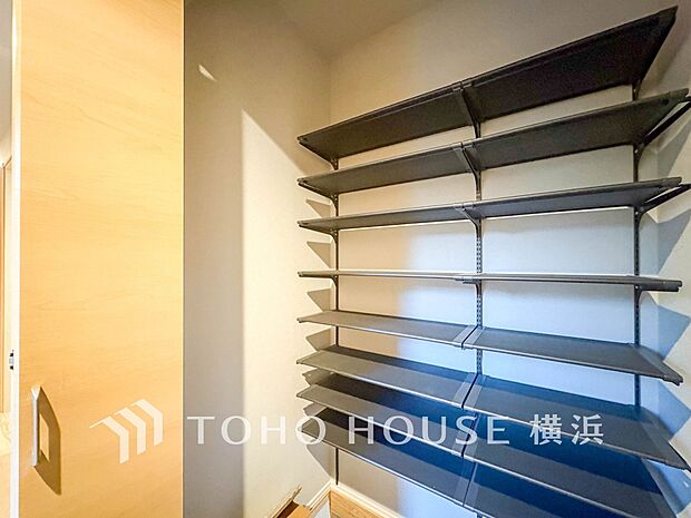 シューズインクローゼット完備でたくさんの靴をしっかり収納。