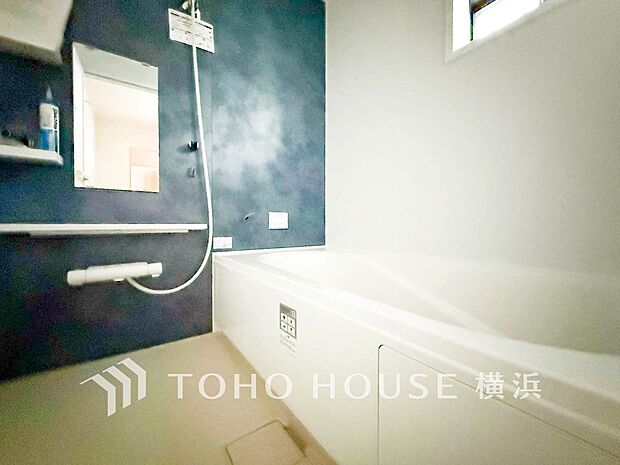 一日の疲れが癒される優雅な時間を堪能できるゆとりあるバスルームです。