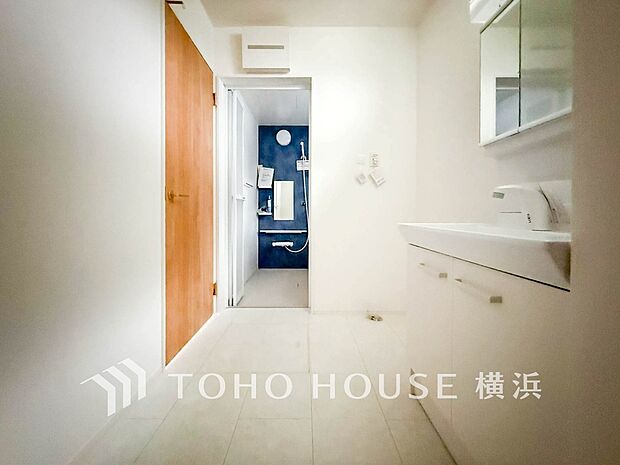 ご家族の1日が始まり、1日の終わりを締めくくる洗面空間。