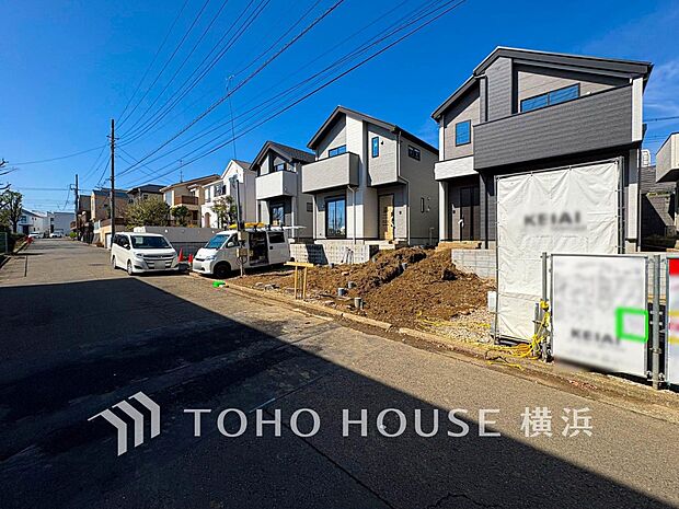 街並み全体のデザインへの拘りと充実した設備はきっとご満足いただける筈。(2026年3月撮影)