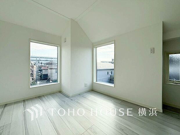 穏やかな寛ぎを届ける上質仕様のゆとりあるお部屋。心豊かにできるプライベート空間。