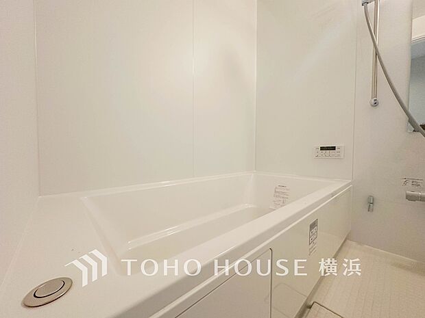 一日の疲れが癒される優雅な時間を堪能できるゆとりあるバスルームです。