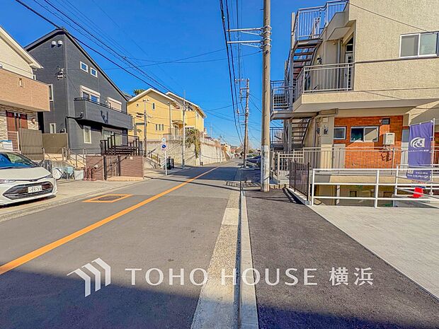 子育て環境、生活利便に優れた住環境に立地し、ゆとりある生活が送れます。