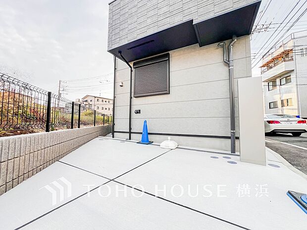 敷地内に駐車スペースがあると、日々の暮らしのをスムーズに運ぶ事が出来ます。