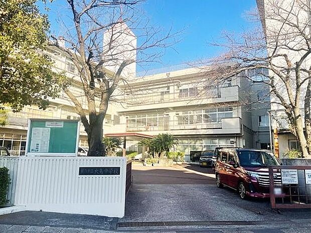 横浜市立大鳥中学校　270m　 