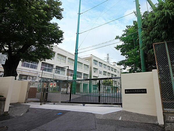 横浜市立南戸塚中学校　1300m　