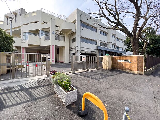 横浜市立初音が丘小学校　1000m　 