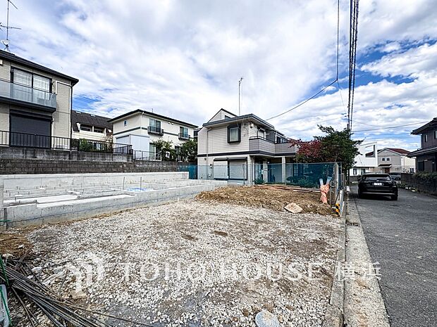 街と住まいが心地よい暮らしを演出します。（2025年11月撮影）