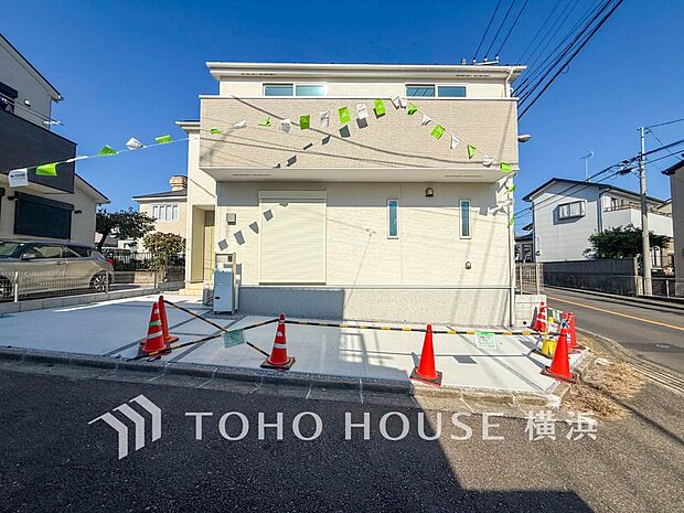 時代の流れに惑わされないシックなカラートーンで街並みに溶け込む外観。