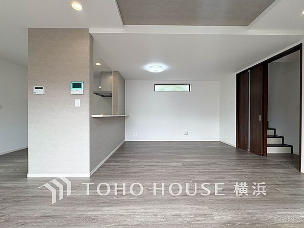 集いの場、憩いの場としての快適性を求めたやすらぎの空間です。