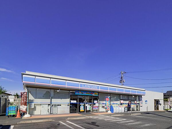 ローソン横浜新橋町店　220m　24時間営業。近くにあるとちょっとした買い物にも便利ですね。