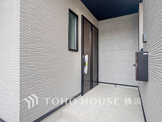 お住まいの顔となる玄関。