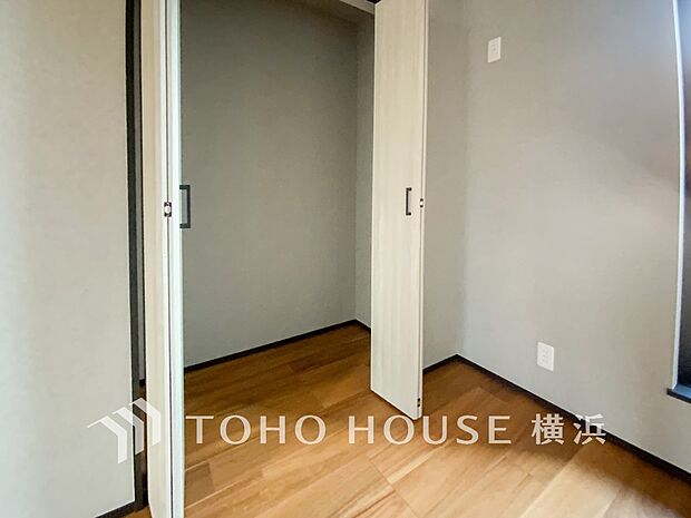 住まいの快適性を左右する収納は欲しい場所に使い勝手のよい収納を確保しています。 A号棟