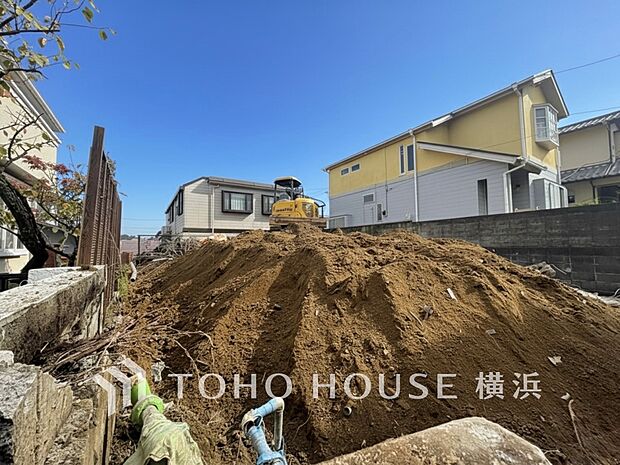 美しい街並みと穏やかな住環境でやすらぎの暮らしを叶えます。（2025年11月撮影）