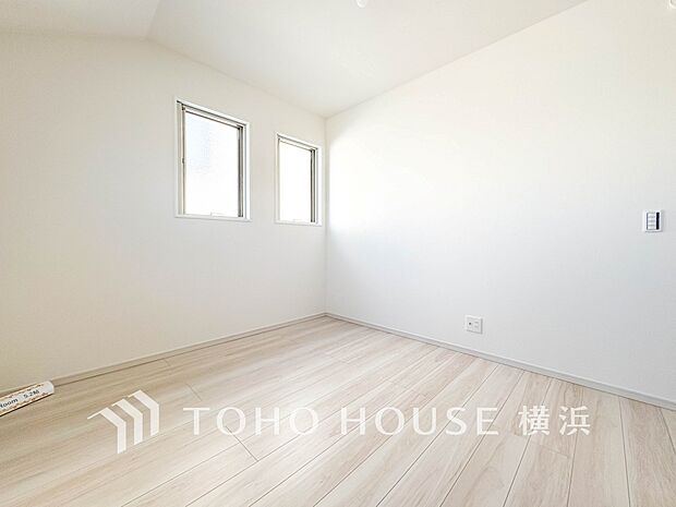 環境の良い場所にセンス良く暮らしたい、こだわりの室内には至福のシーンが繰り広げられます。