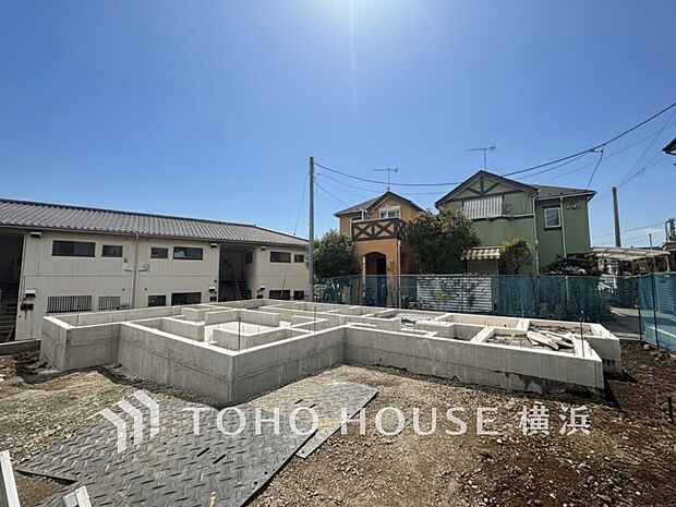 街並み全体のデザインへの拘りと充実した設備はきっとご満足いただける筈。（2025年11月撮影）