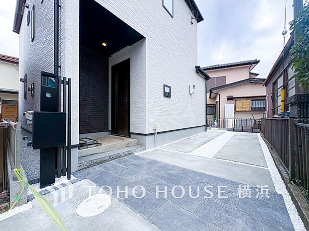 時間のゆとりと空間、爽やかな陽光がもたらす光と風を贅沢なまでに感じる暮らしが始まります。