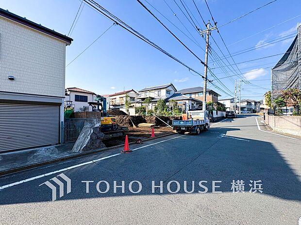 家の良し悪しだけでなく周辺環境も重要なポイント。（2025年11月撮影）