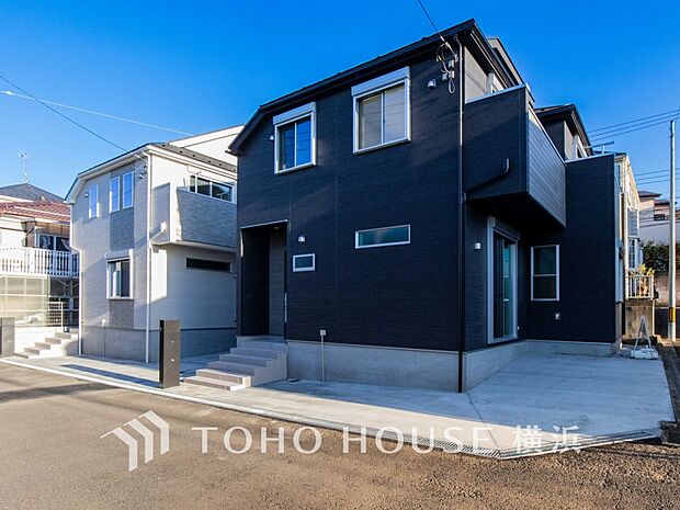 敷地内に駐車スペースがあると、日々の暮らしのをスムーズに運ぶ事が出来ます。