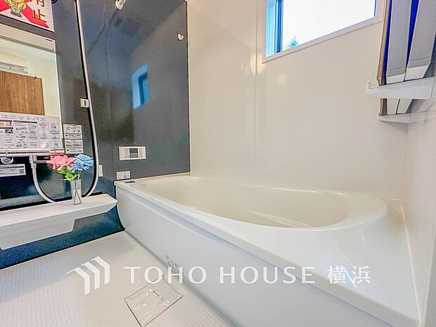一日の疲れが癒される優雅な時間を堪能できるゆとりあるバスルームです。