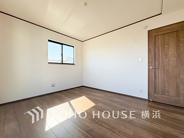 穏やかな寛ぎを届ける上質仕様のゆとりあるお部屋。心豊かにできるプライベート空間。