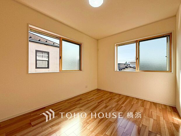 2面採光の居室は快適な光を取り入れ、心地よい風を取り入れます。