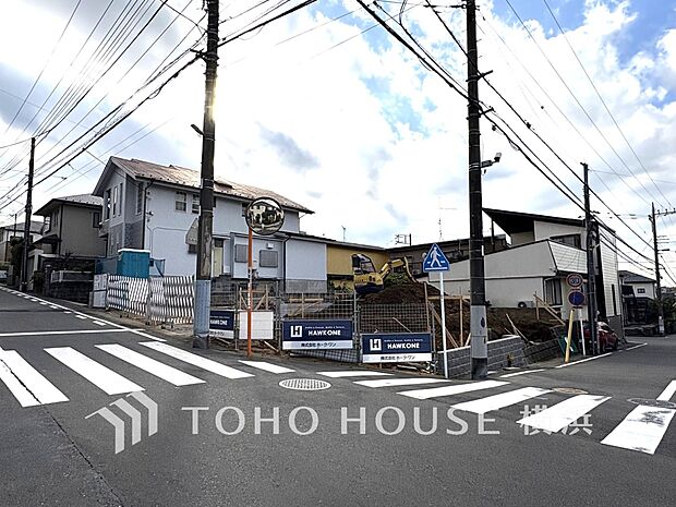 家の良し悪しだけでなく周辺環境も重要なポイント。（2025年11月撮影）